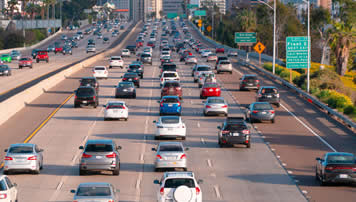 ¿Qué Hago Si Tuve un Accidente en el Freeway?